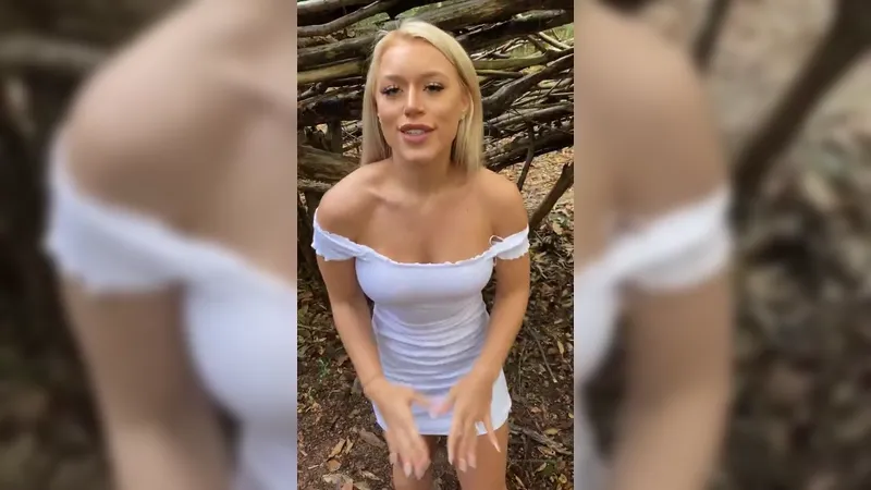 Elle Brooke Porn In The Wood