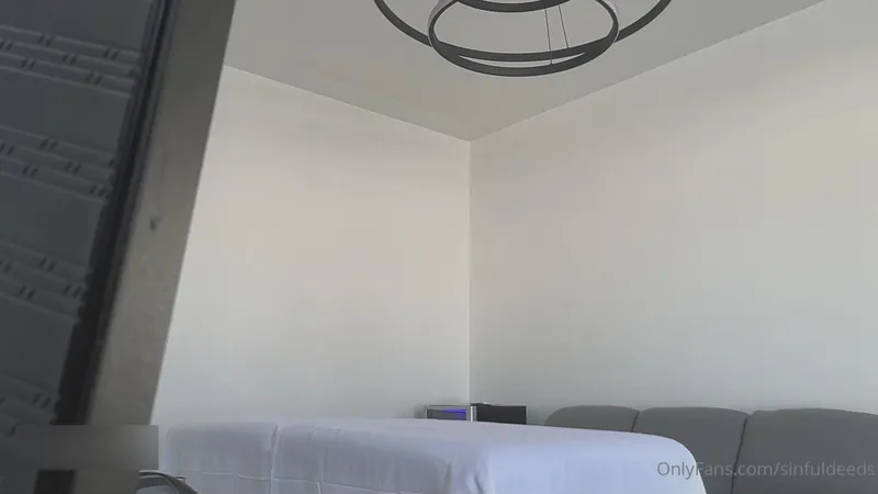 Sinfuldeeds Masseur Start to Giving Sensual Blowjob to a Customer Onlyfans Video
