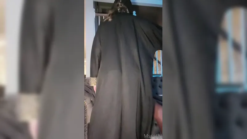 Ms sethi Bubble Butt Slut Riding Her Husband's Cock on Couch Onlyfans Video