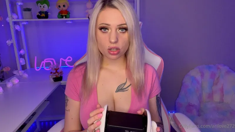 AriLove Horny Busty Slut Taking Out Her Big Boobs While Sucking a Dildo Onlyfans Video