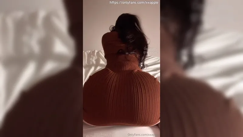 Xxapple In Tight Tiger Thong Slowly Humps Big Curvy Booty On Pillow Onlyfans Video