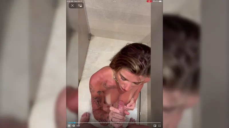 Arikytsya Tattooed Gf Sucking Bf's Rod On Bathroom Onlyfans Video