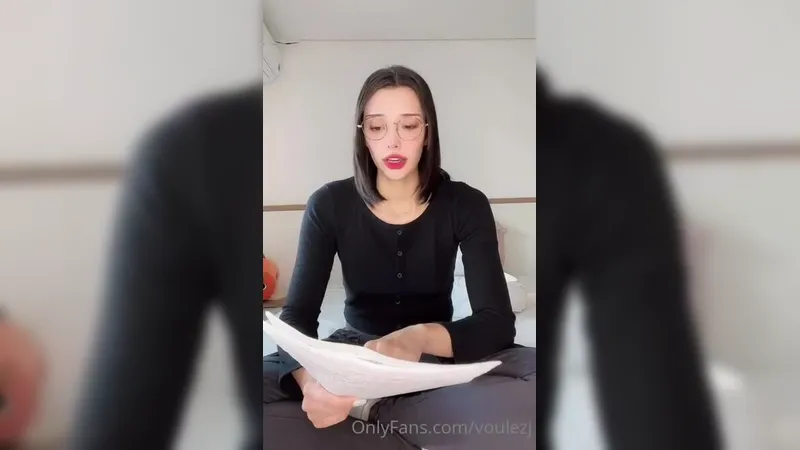 Voulezj POV Tutor Roleplay Riding And Sucking Video Onlyfans