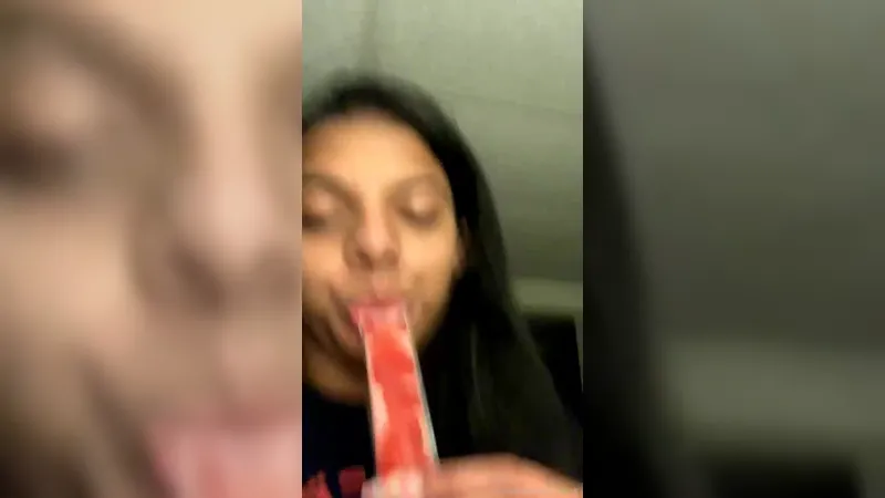 Kkvsh Amateur Babe Shows Booty and Pussy While No one at Home Onlyfans Video