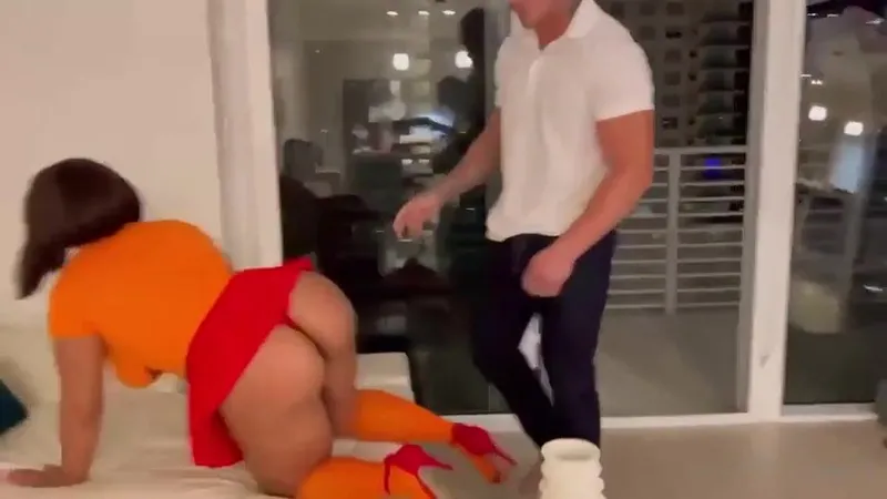 Alexas Morgan Velma Cosplay Sextape