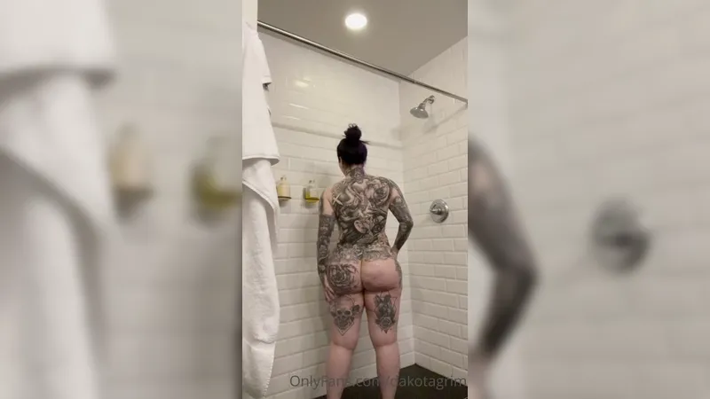 Ravengriim Gets Exposed her Massive Bubble Butt Onlyfans Video