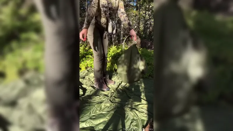 Myladelrey Dildo Horn Fuck In The Woods Fansly Video