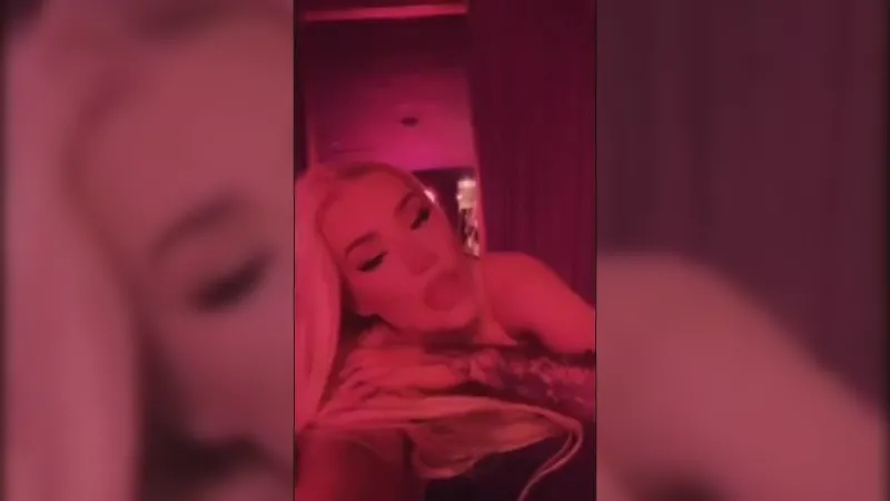 Iggy Azalea Mirror Of Hd video