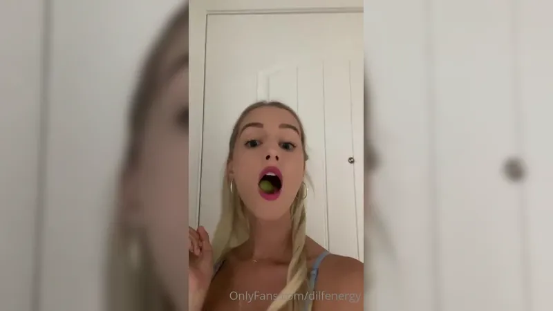 Bella Rome Hot Pussy Fingering