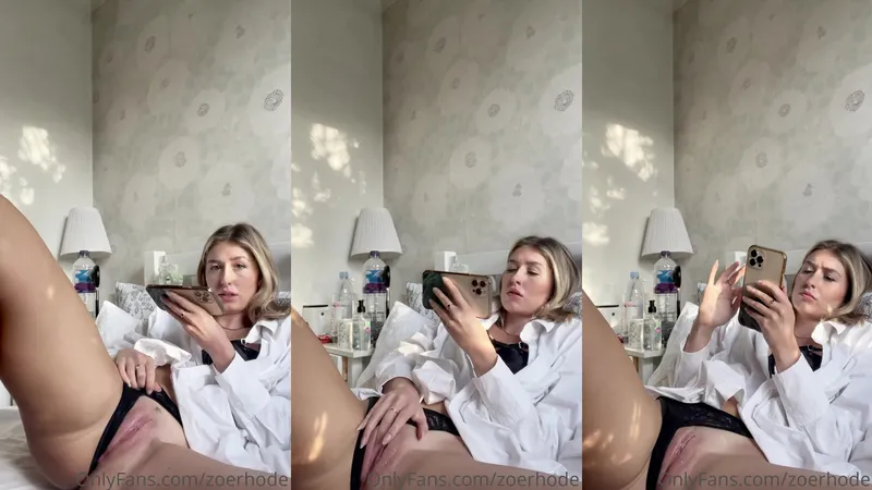 Zoe Rhode Playing Wet Pussy While Watching Porn Onlyfans Video