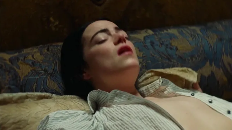Emma Stone Celebrity Having Orgasm While Exposing Tits Video