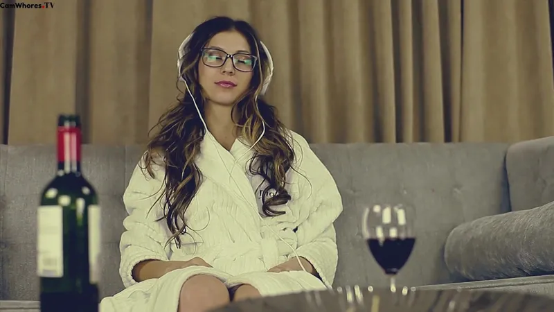 Lucyslounge relax and unwind voyeur dildo pussy masturbation on couch