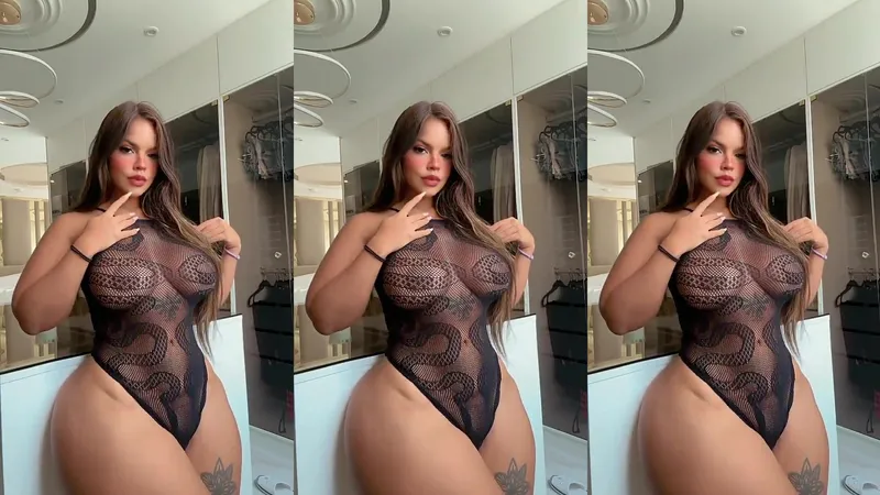 Graciebon1 Sexy PAWG in Seethrough Body Suit Leaked Tape
