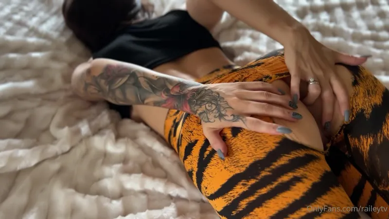 Railey Diesel Fingering and Teasing Nude Cunt Onlyfans Video