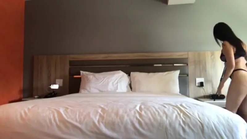 Vicki Chase HOTEL SEX WITH THIS HOT LATINO LADY