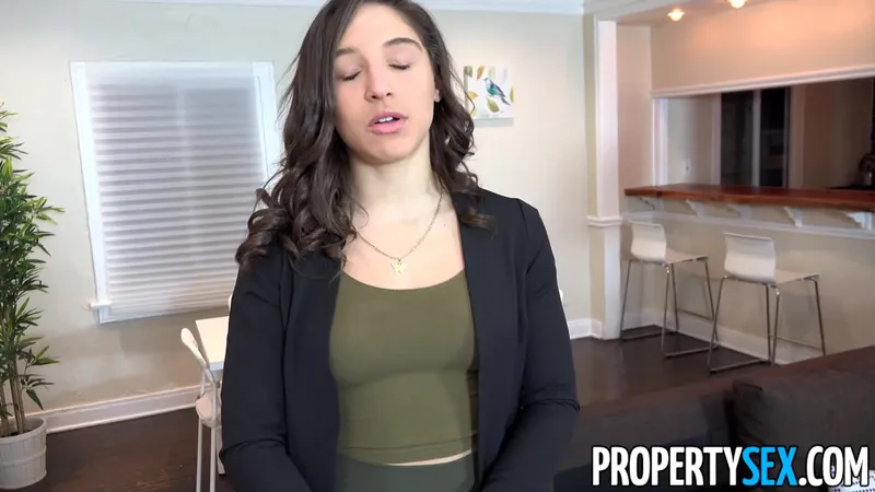 PropertySex Guy Wins Free Rent for a Year and Bangs Hottie With Amazing Ass