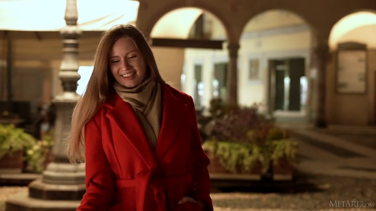 Stella Cardo – Stella In Red