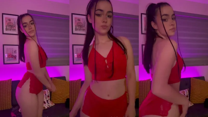 Zoeyiso Shaking Thicc Butt While Dancing Onlyfans Video