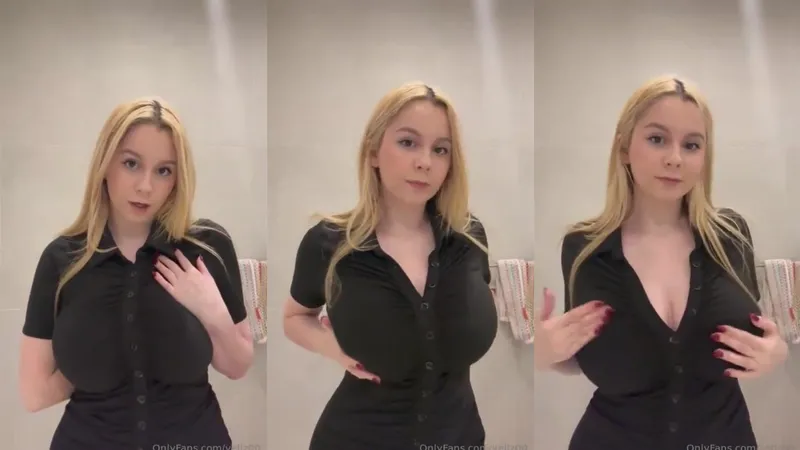 Yellz0 Christmas Lingerie Topless Handbra Photos