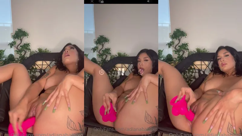 Adianababyxo Dildo Fuck and Stretching Naked Pussy Onlyfans Video