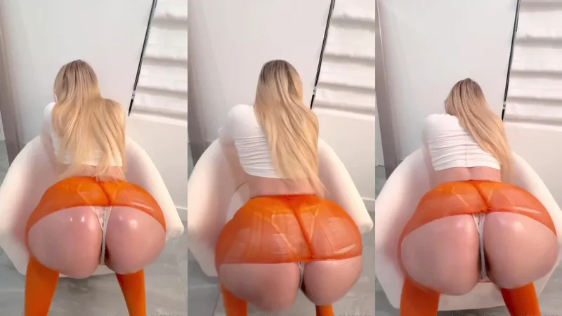 Anastasiya Kvitko Shows off Huge Ass With Oil Onlyfans Video