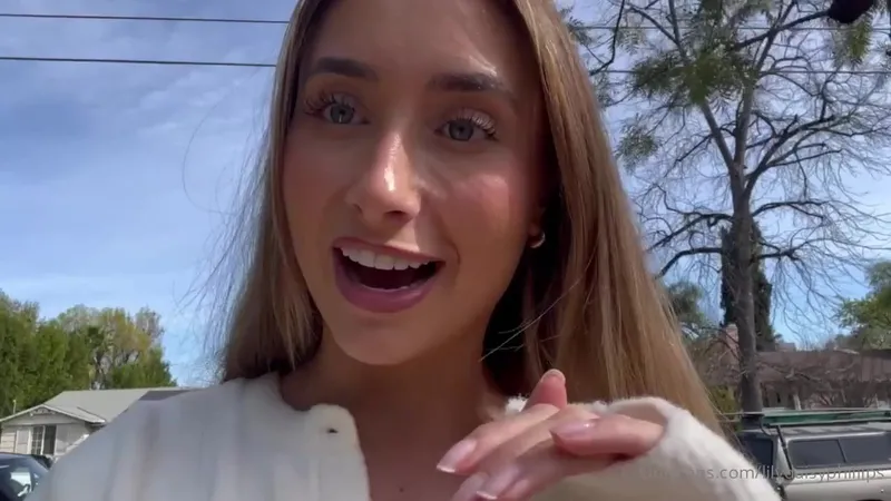 Lillian Phillips Gangbanged by Old Babes Onlyfans Video Leak