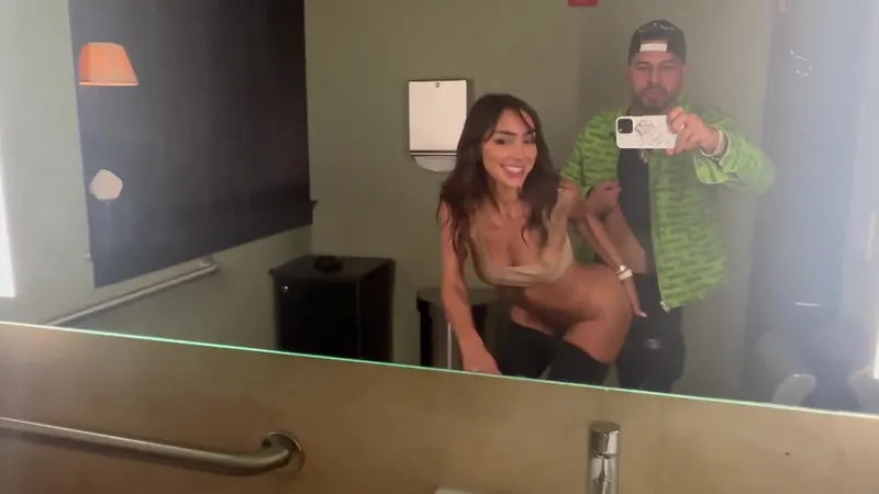 Sisi Rose Wanted To Fuck In the Bathroom- Teddy Tarantino