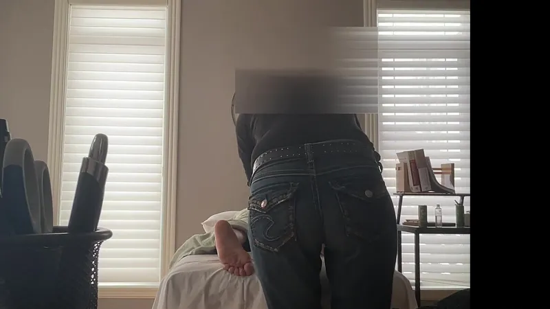 SinfulDeeds Pounding Petite Cutie in giving Sensual handjob in massage room video