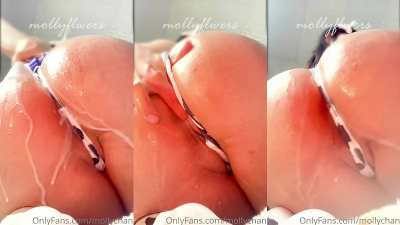 Mollyflwers Yakın Çekimde Islak Vajinasını Oynuyor OnlyFans Videosu