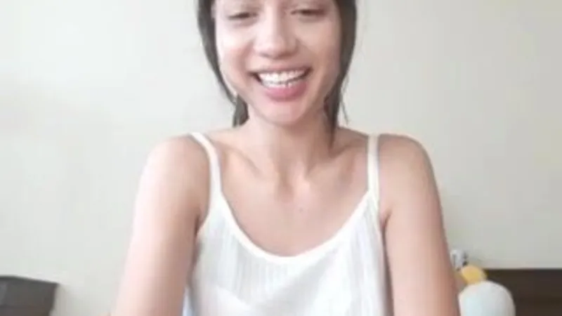 Delightfulhug Plays With Her Pussy In White Tank Top Doggy Style Tease Video