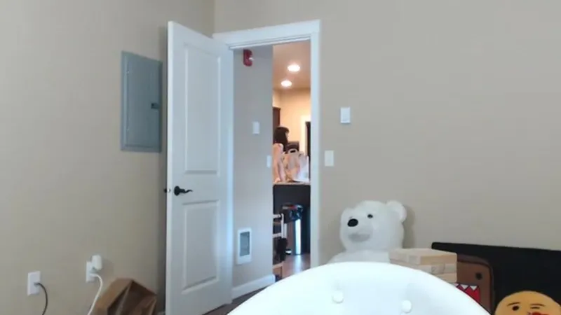 Delightfulhug Sensual Asian Petite Cutie Masturbates with Pink Dildo in Live Stream Video