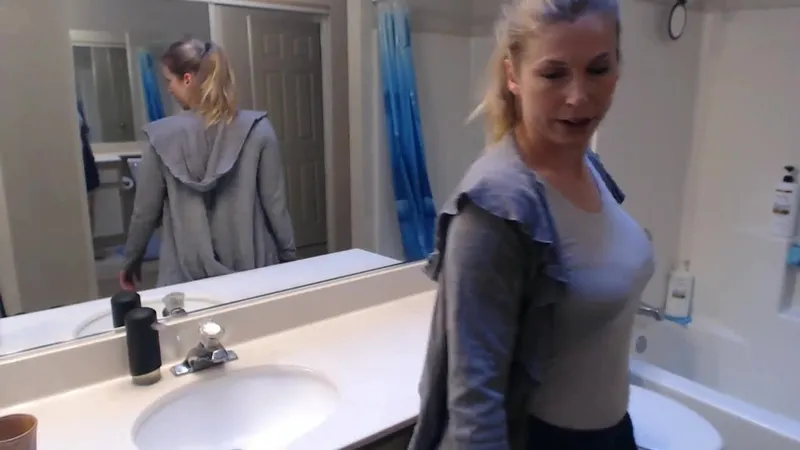 Xev Bellringer Play In A Tight White Top And Skirt In This Seductive Video