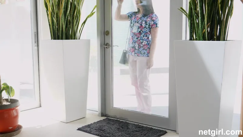 Netgirl Sophia Gets Naked And Fucked In Outdoor Casting Couch Video