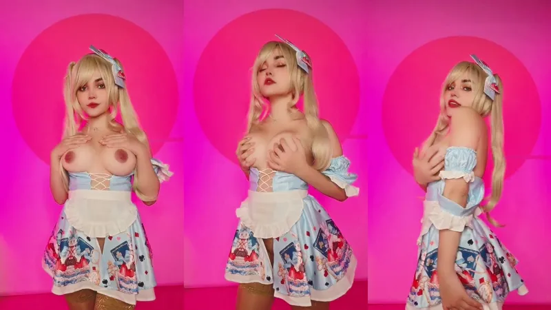 Kalinka Fox Gives A Sensual Boob Show Off In Cute Outfit