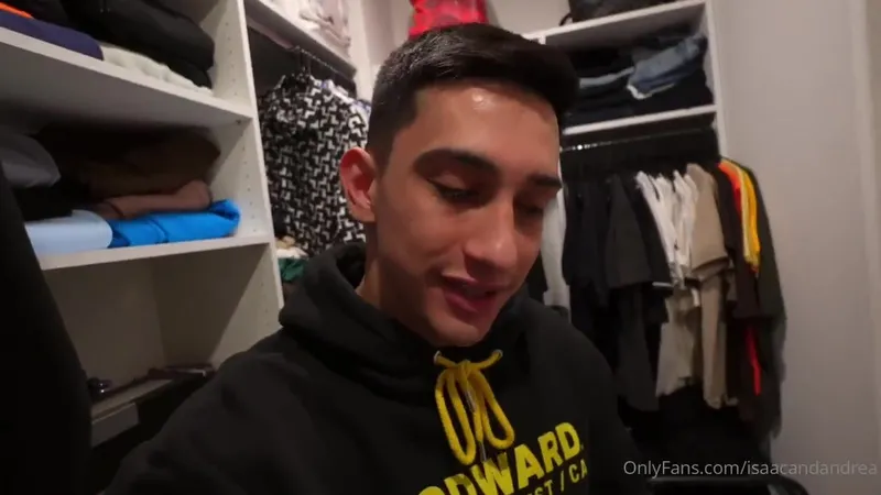 Isaacandandrea OnlyFans video of Petite Cutie in tight outfit cooking while teasing with ass