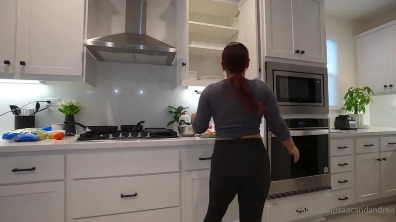 Isaacandandrea OnlyFans video of Petite Cutie in tight outfit cooking while teasing with ass