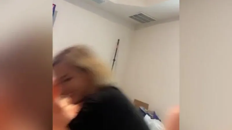 Im.over.covid OnlyFans Blonde Rides Dick and Gets Fucked in Bedroom Video