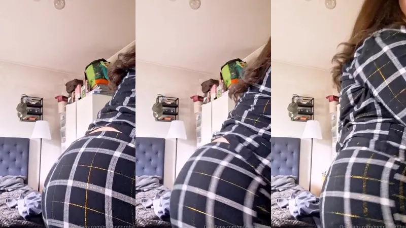 Momopornhu Twerking Tease in Checkered Pajamas.