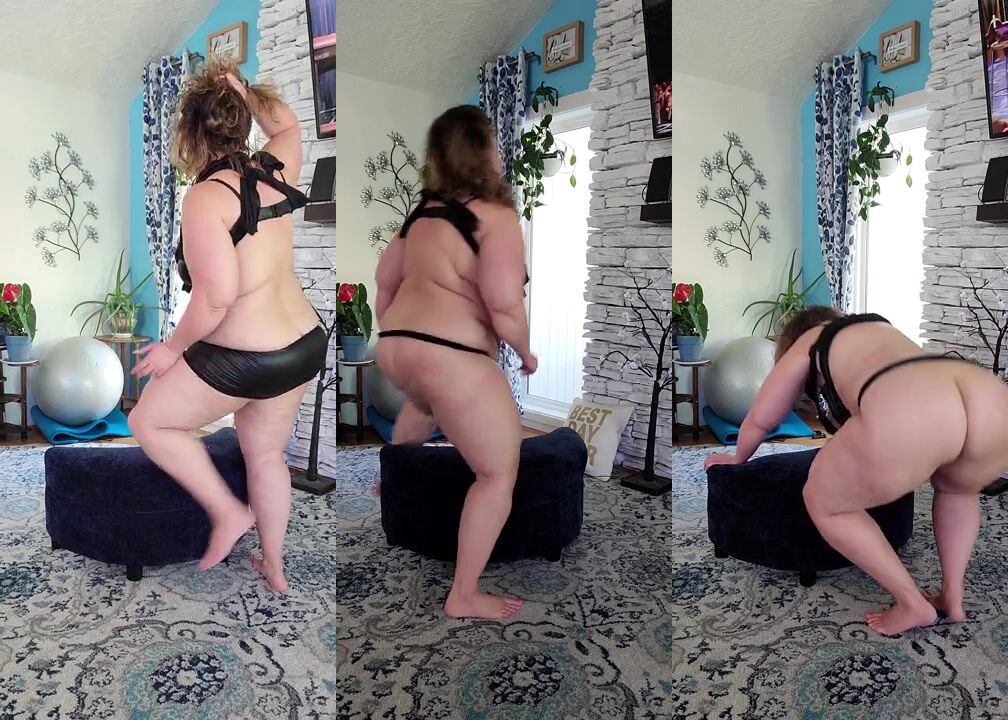 Ursula Andreia aka fantasymilfursula OnlyFans Video Must-Watch Ursula Tease Magic Lap Dance