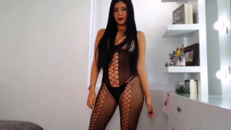 Marta Maria Santos Teases in Sizzling Lingerie Try On Video