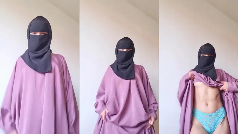 HaramInaya 05-28-2024 OnlyFans Video Petite Temptress Teasing Big Reveal