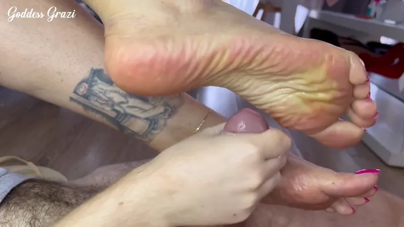 Goddess Grazi Teases in Foot Worship JOI Video