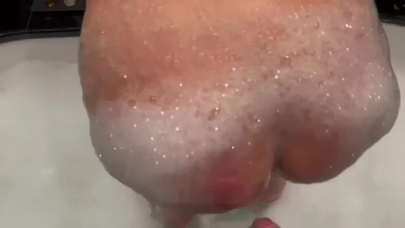 Alice Wild Bathtub Sex Onlyfans Video Leaked