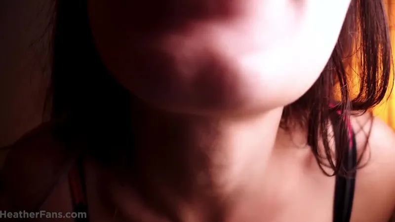 HeatheredEffect Teases with Leaked Lens Licking Video