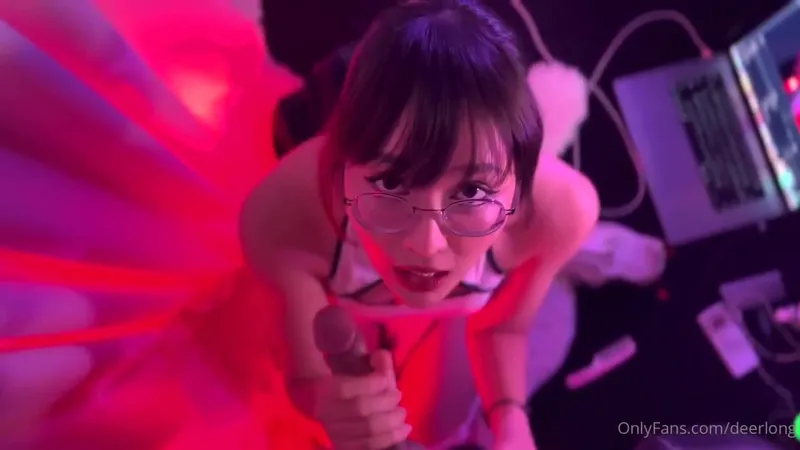 Deerlong Gets On Her Knees And Sucks A Cock Dry