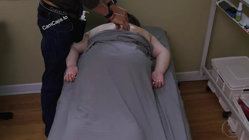 Viper Massage Teases New Curvy Client in Leaked OnlyFans Video