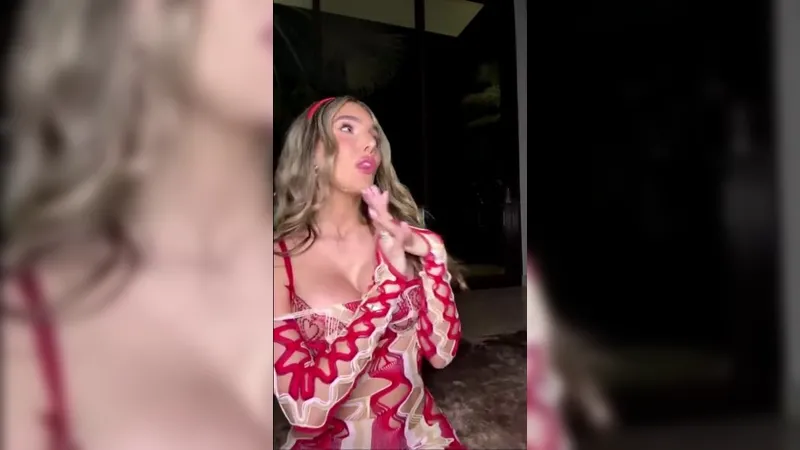 Exclusive Lyna Perez Teases in Leaked Full Livestream Video