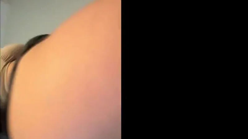 Mati Marroni Teases in Naughty Leaked Livestream Video