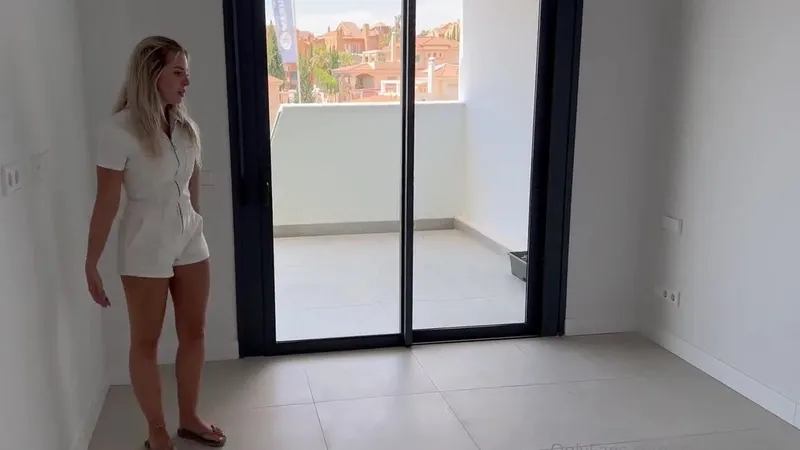 Alexia Woods POV Fuck as Realtor in Roleplay Creampie Sex Tape OnlyFans Leak Video