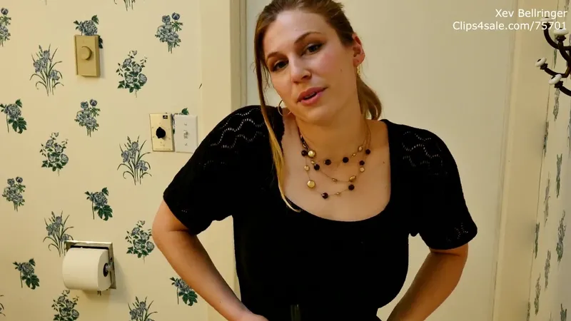 Xev Bellringer Teases Cock- Hungry Fuck Video Leaked